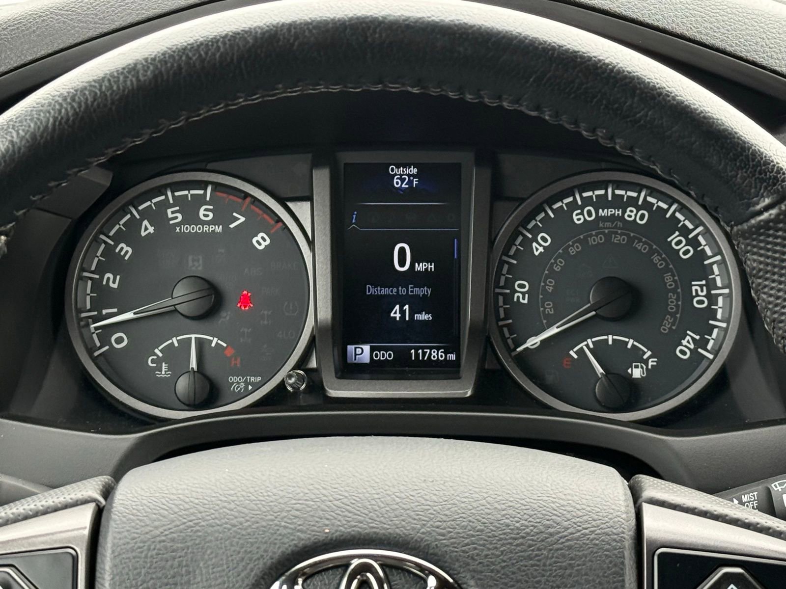 Used 2018 Toyota Tacoma TRD Off-Road image 32