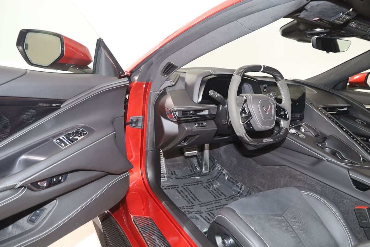 Used 2025 Chevrolet Corvette Z06 w/ Z07 Performance Package RWD image 94