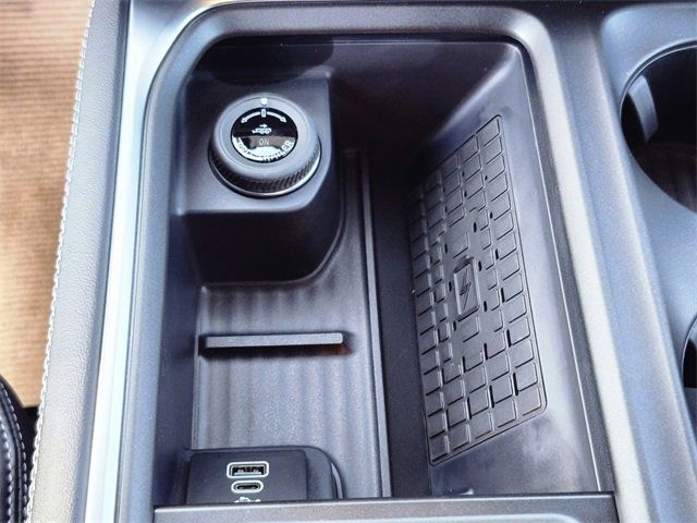 New 2025 Ford Expedition Platinum w/ Stealth Performance Package image 25