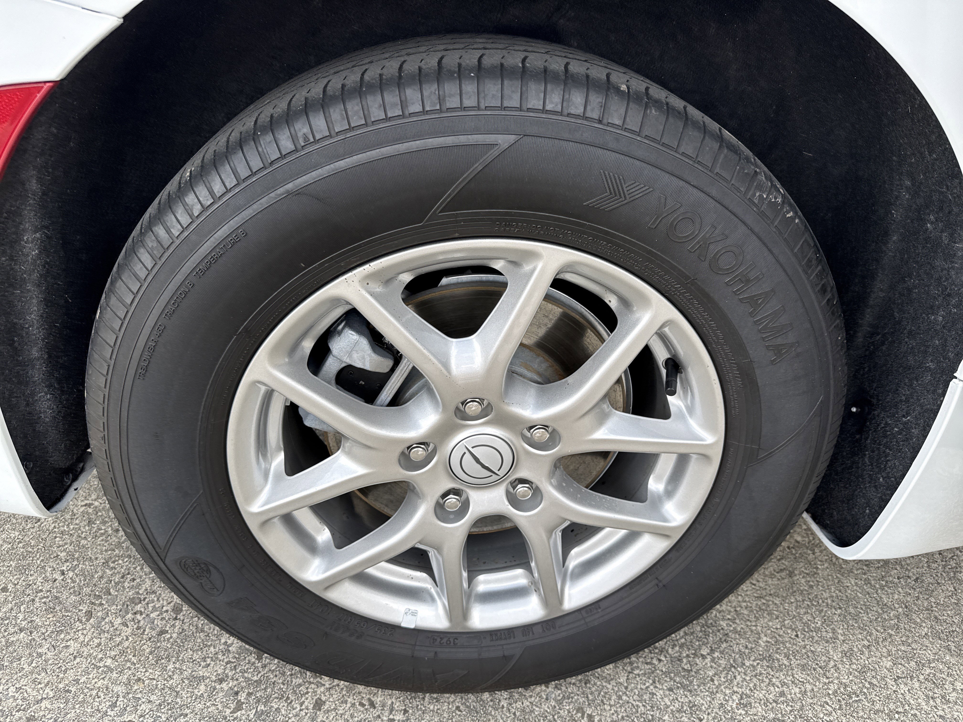 Used 2025 Chrysler Pacifica Select image 17