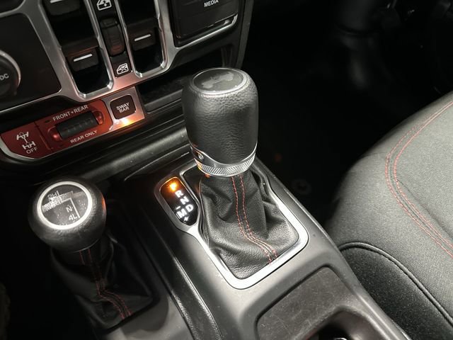 Used 2020 Jeep Wrangler Unlimited Rubicon image 25