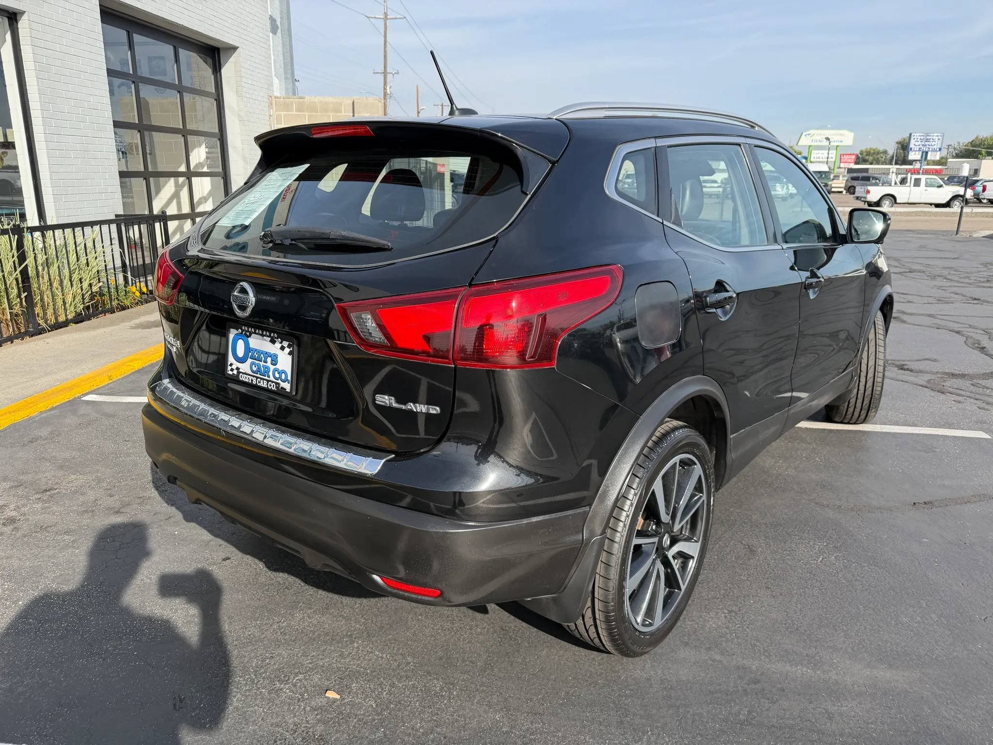 Used 2018 Nissan Rogue Sport SL w/ SL Premium Package AWD/4WD image 7