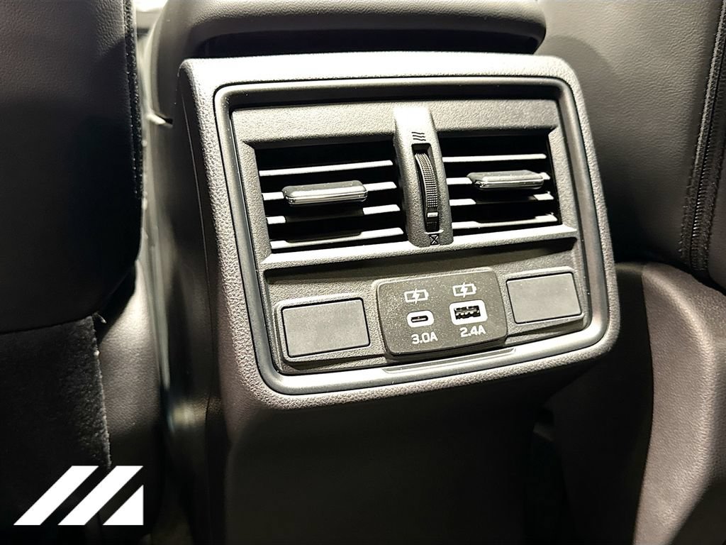 Used 2026 Subaru Forester Premium AWD/4WD image 25