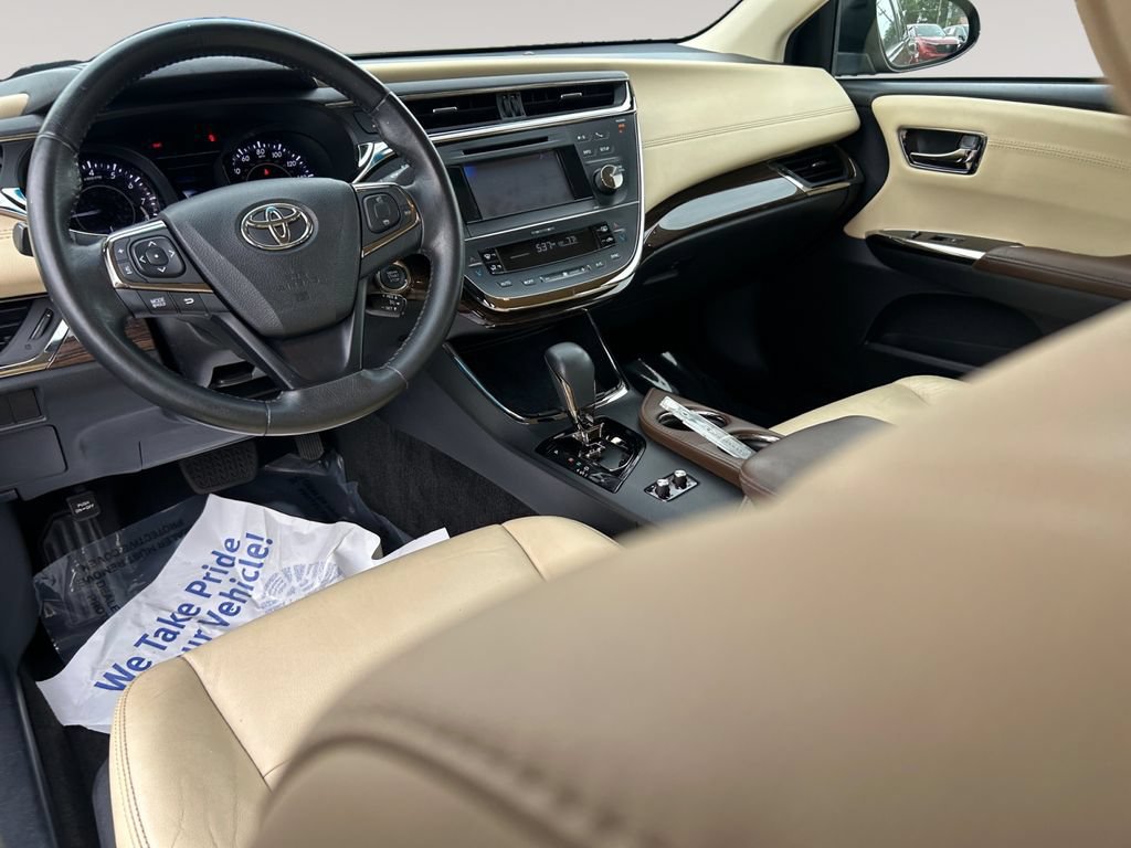 Used 2014 Toyota Avalon XLE FWD image 15