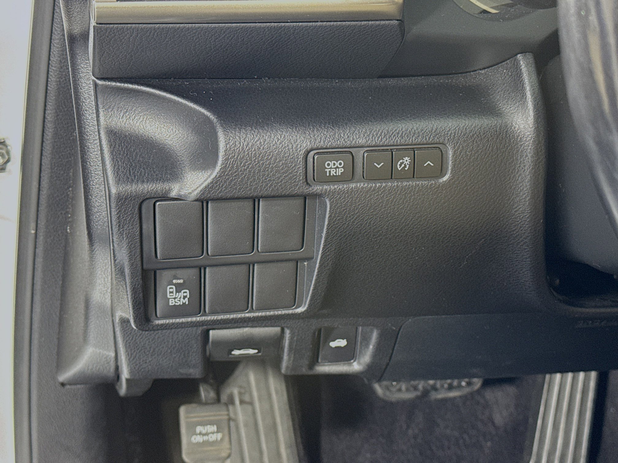 Used 2016 Lexus IS 300 AWD w/ Navigation System Package image 10