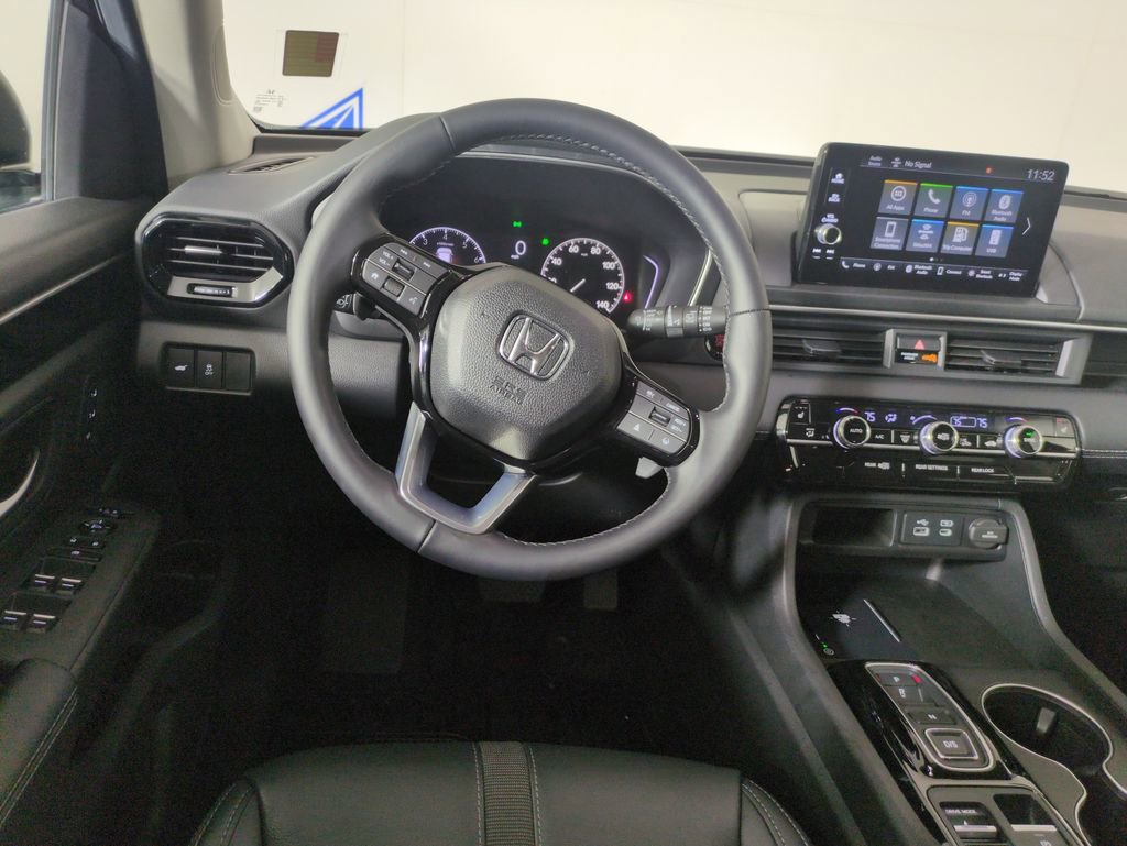Certified 2025 Honda Pilot EX-L image 17