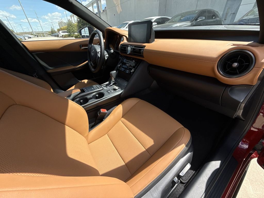 Used 2025 Lexus IS 350 F Sport RWD image 15