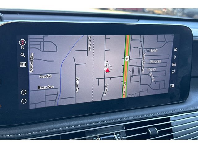 Used 2022 Lexus LS 500 w/ Cold Weather Package (CK) RWD image 18