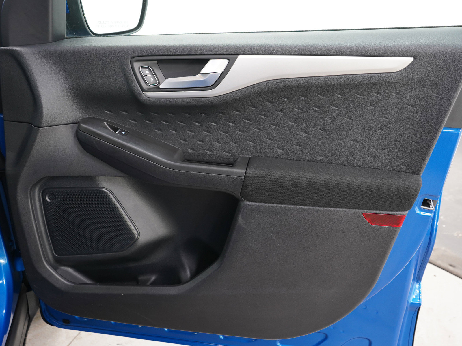 Used 2020 Ford Escape SE FWD image 11