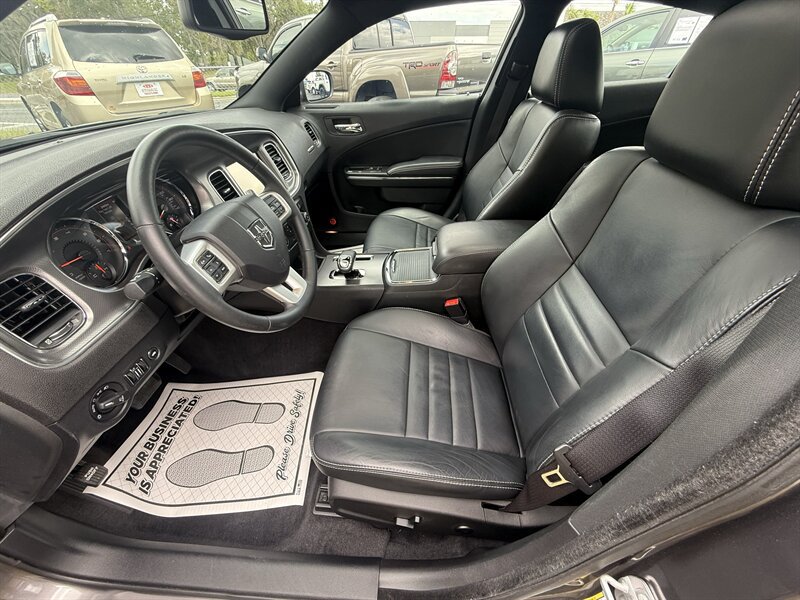 Used 2014 Dodge Charger SXT Plus RWD image 20