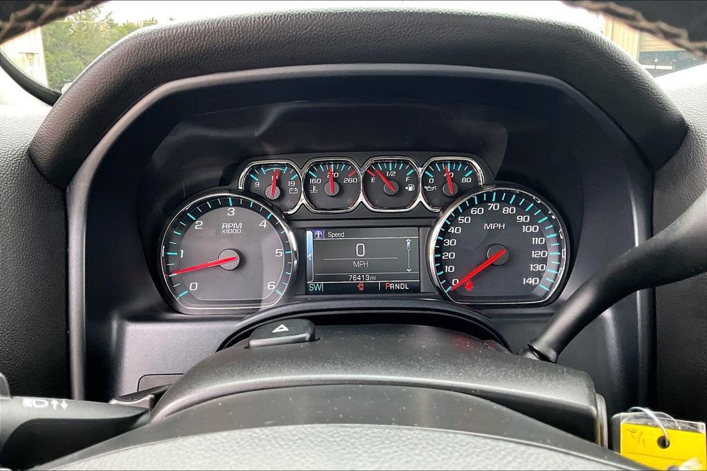 Used 2018 Chevrolet Silverado 1500 LT w/ LT Convenience Package image 13