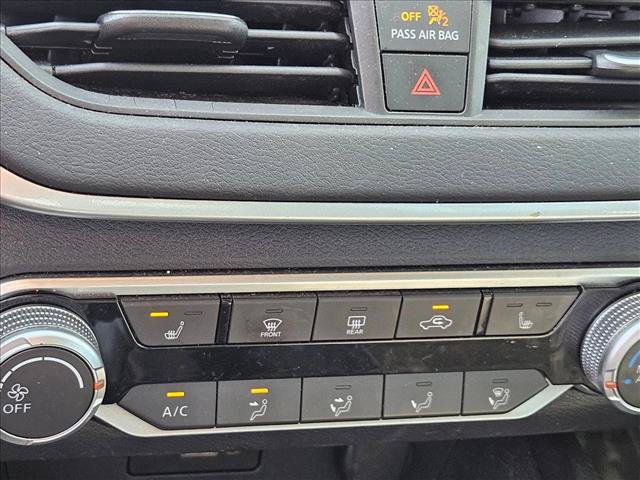 Used 2020 Nissan Altima 2.5 SR w/ Premium Package FWD image 17