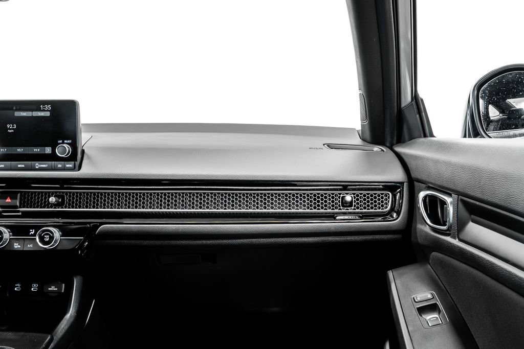 Used 2025 Honda Civic Sport image 26