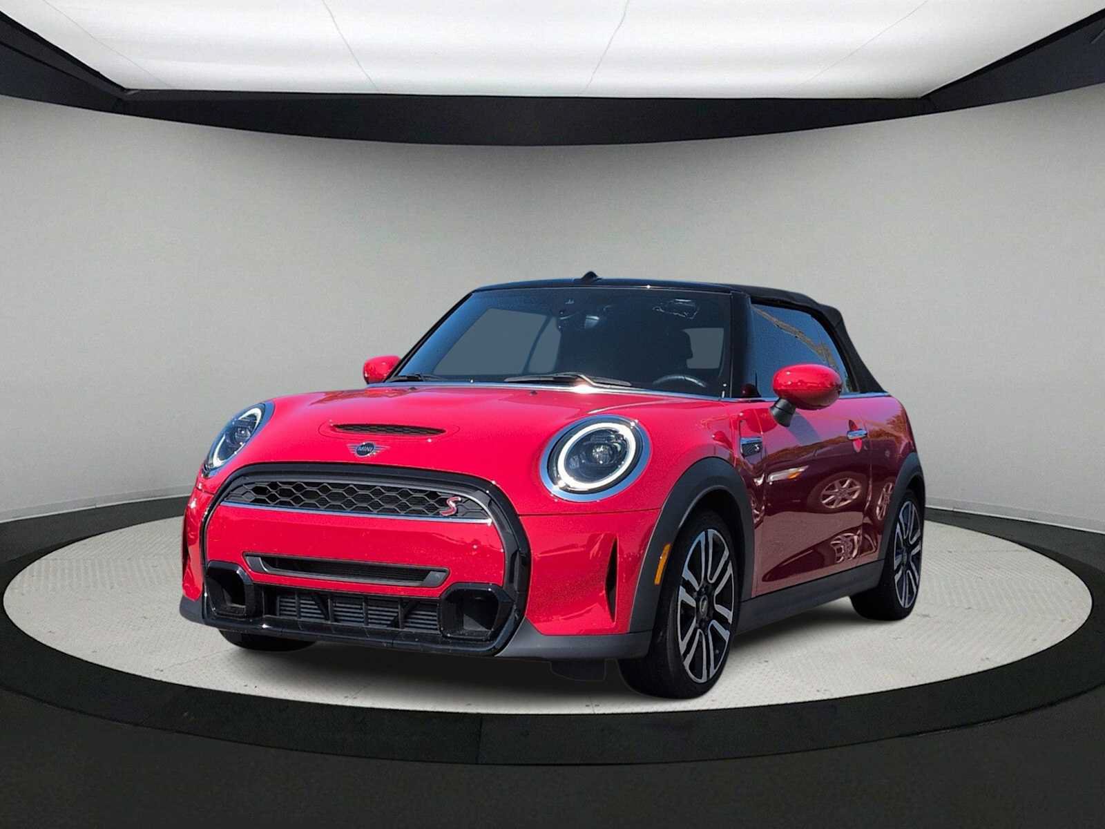 Used 2024 MINI Cooper S FWD image 4