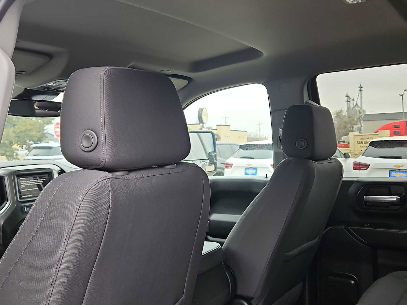 Used 2025 Chevrolet Silverado 2500 Custom w/ Custom Value Package image 16