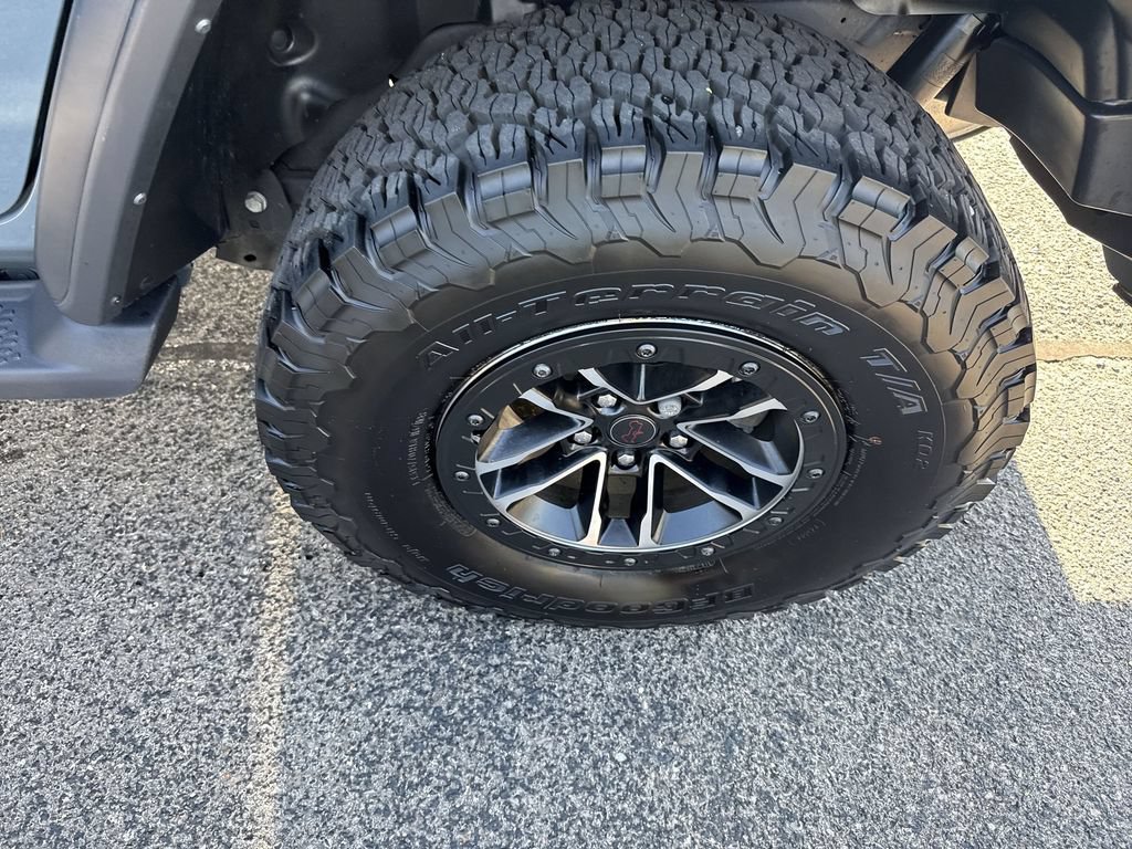 Used 2025 Jeep Wrangler Unlimited Rubicon w/ XTREMEE 35" Tire Package AWD/4WD image 40