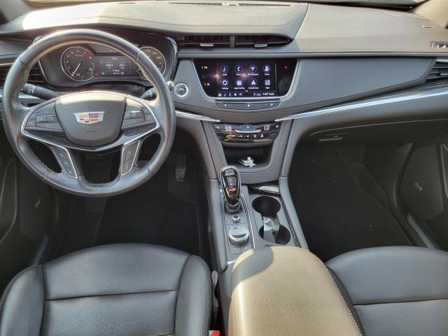 Used 2020 Cadillac XT5 Premium Luxury w/ LPO, Floor Liner Package AWD/4WD image 28