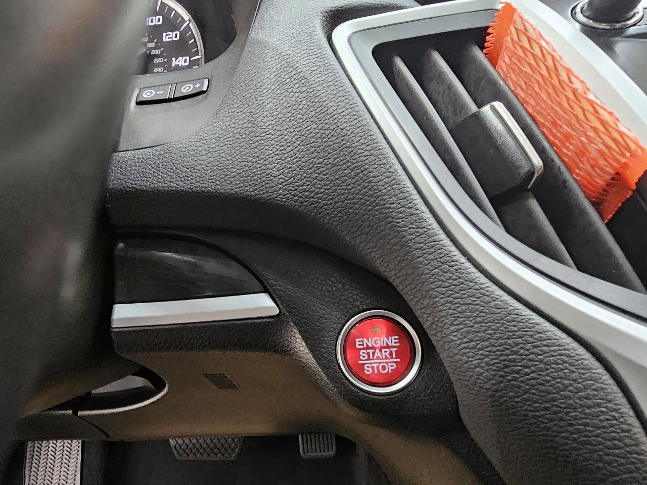 Used 2018 Acura TLX w/ Technology Package FWD image 33