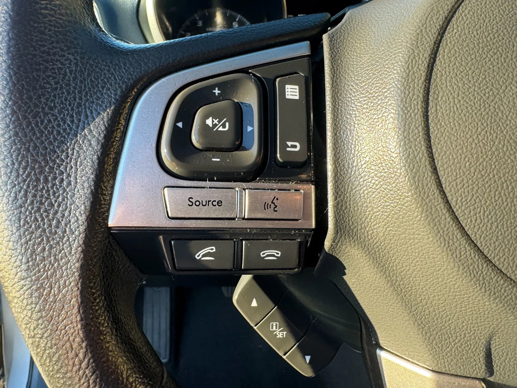 Used 2016 Subaru Outback 2.5i w/ Popular Package #2 image 24