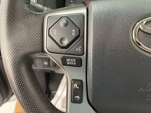 Used 2019 Toyota Tacoma SR5 AWD/4WD image 15