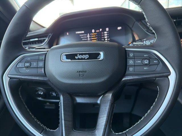 New 2026 Jeep Grand Cherokee Altitude AWD/4WD image 24