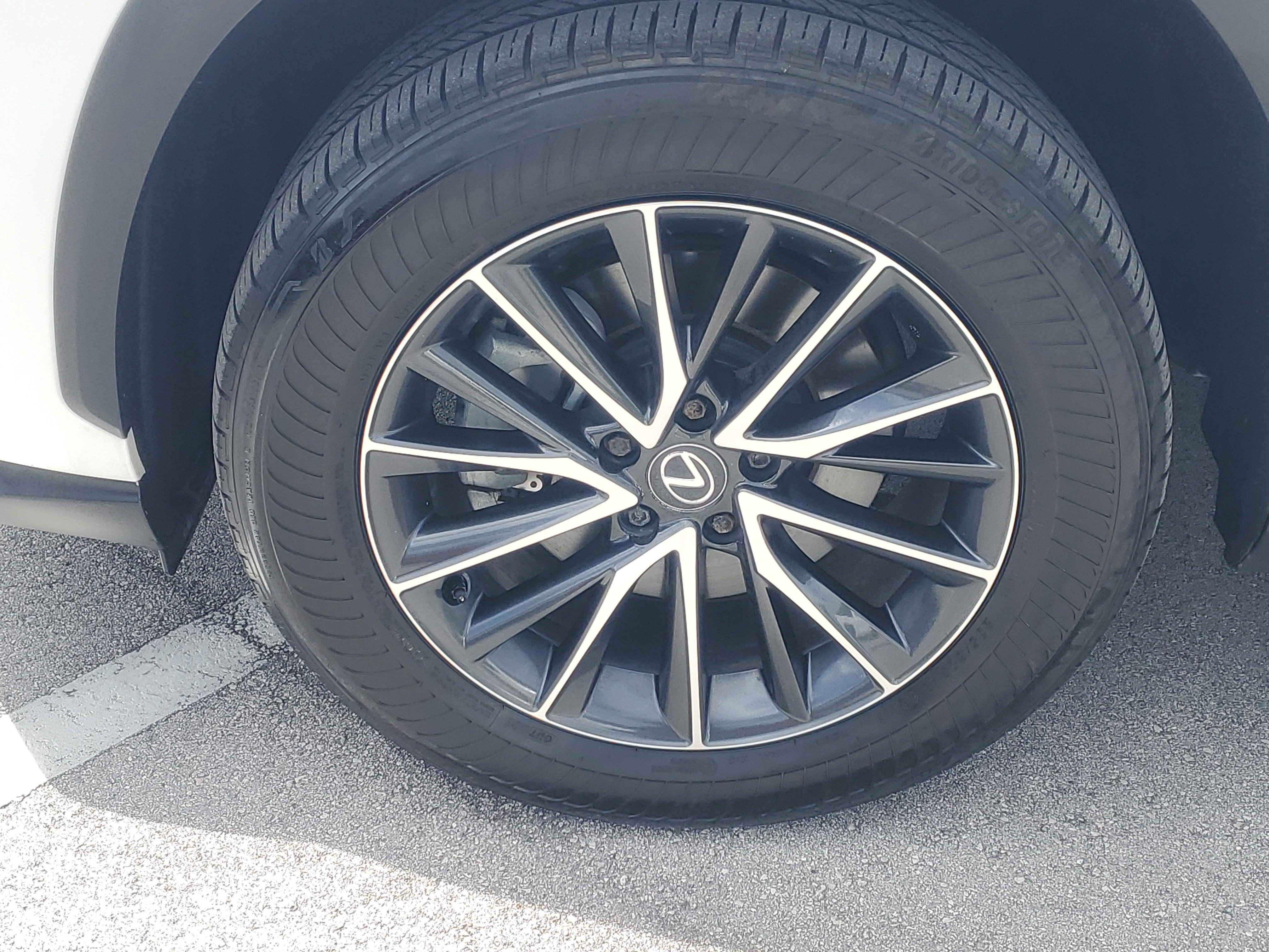 Used 2024 Lexus NX 250 FWD w/ Towing Package (2000 Lbs) image 7