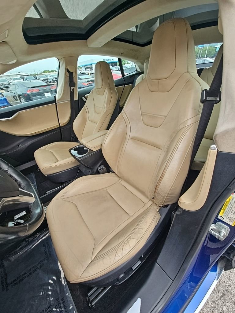 Used 2015 Tesla Model S 85D image 19