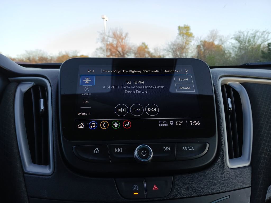 Used 2024 Chevrolet Malibu LT FWD image 13
