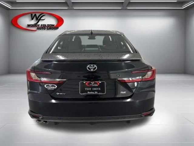 Used 2026 Toyota Camry SE image 6