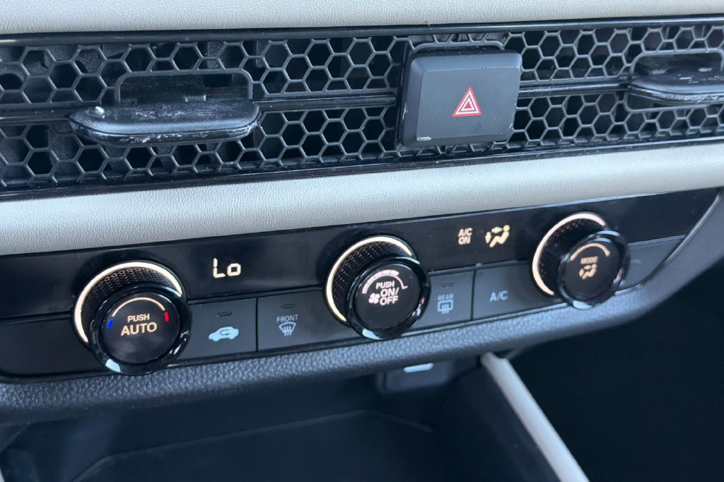 Certified 2024 Honda HR-V LX image 24