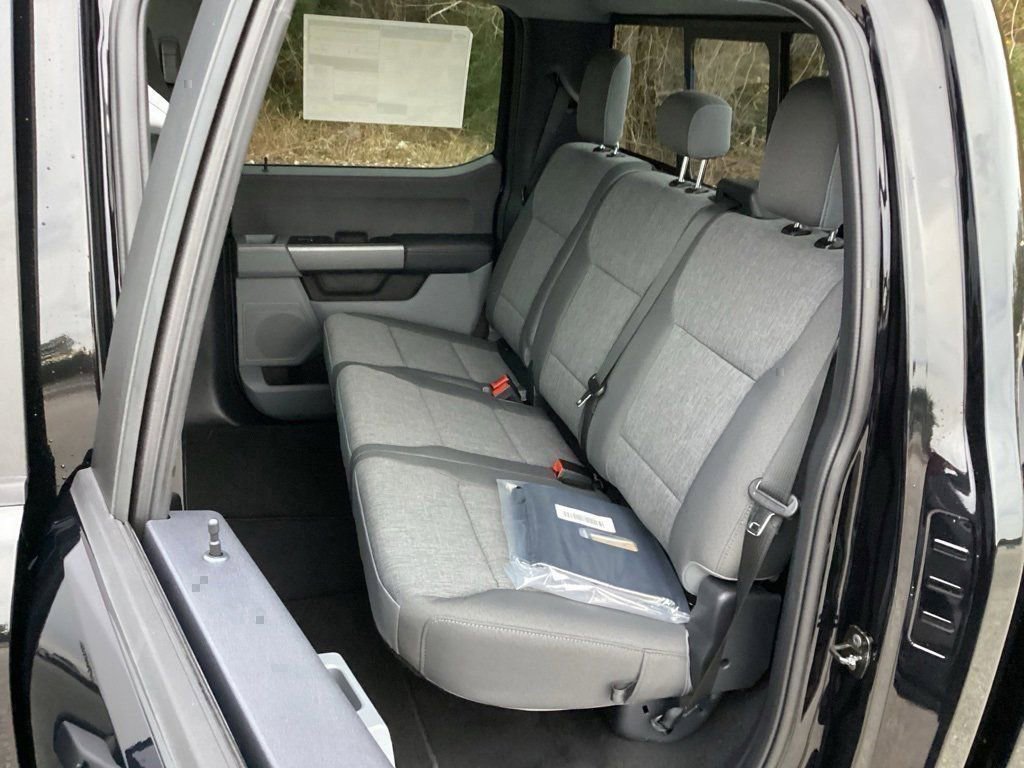 New 2026 Ford F250 XL w/ STX Appearance Package AWD/4WD image 39