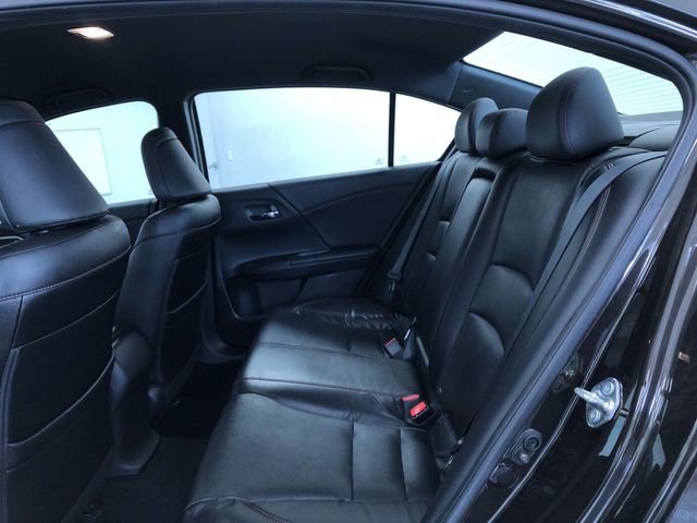 Used 2017 Honda Accord Sport Special Edition image 19