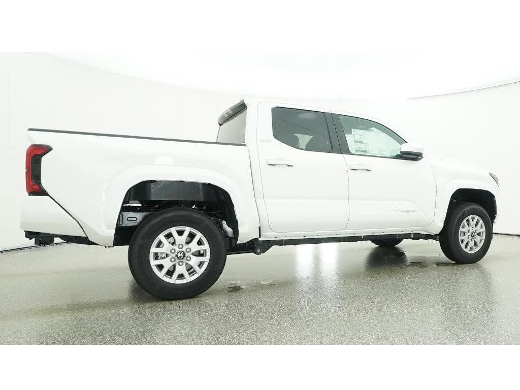 New 2026 Toyota Tacoma SR5 RWD image 33