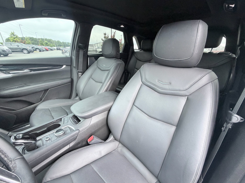 Used 2025 Cadillac XT5 Premium Luxury AWD/4WD image 22