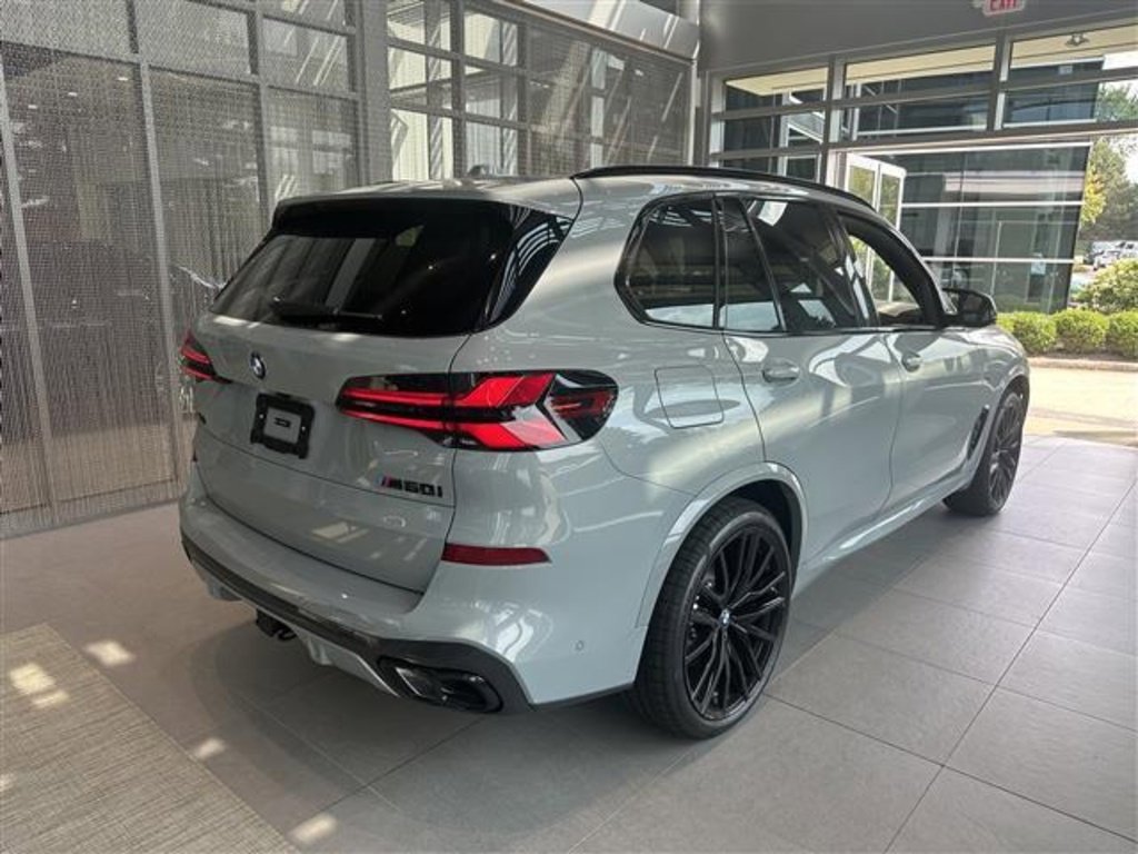 New 2026 BMW X5 M60i image 6