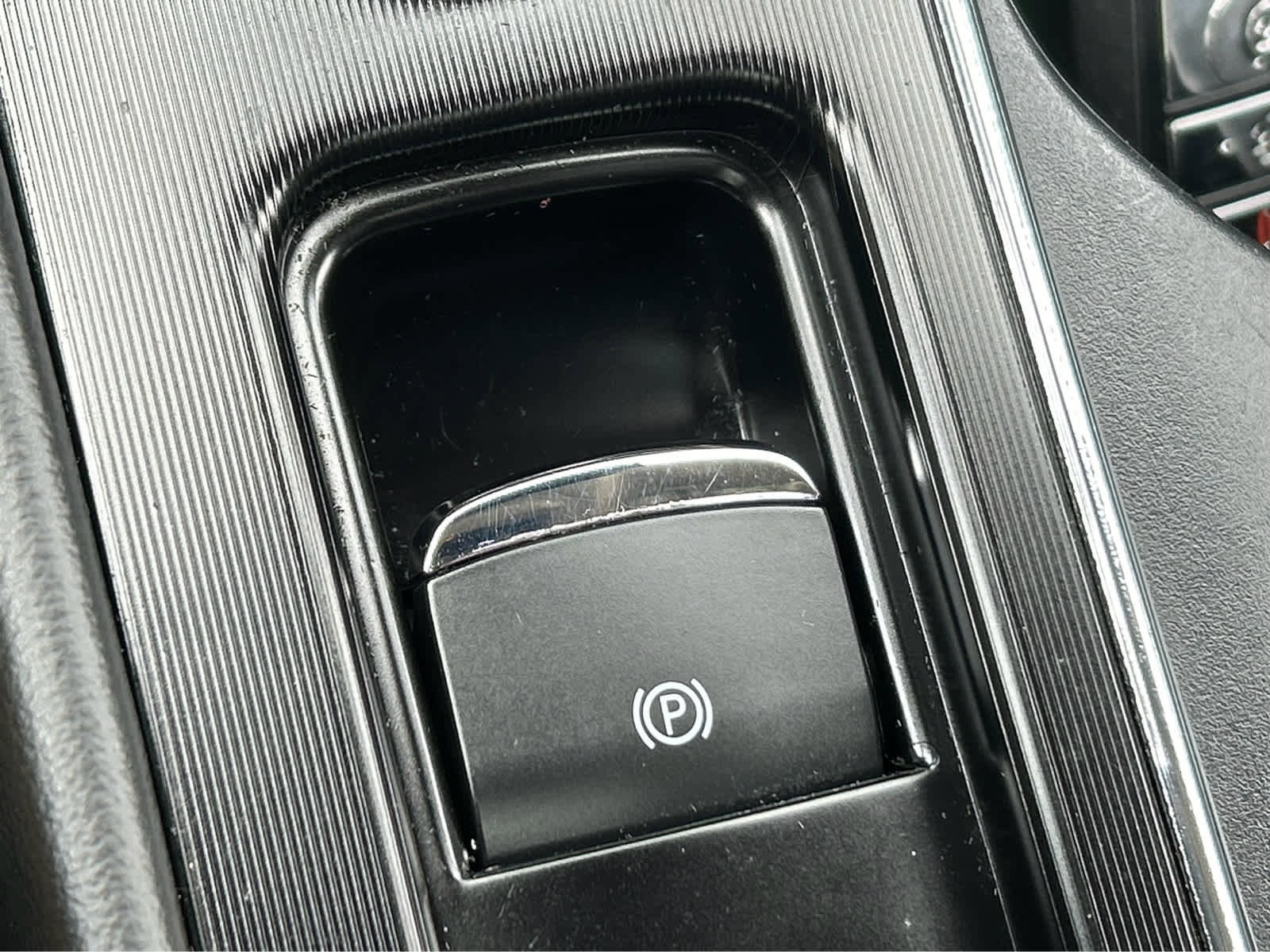 Used 2024 Lincoln Corsair Grand Touring w/ Rear Removable Package Tray image 60
