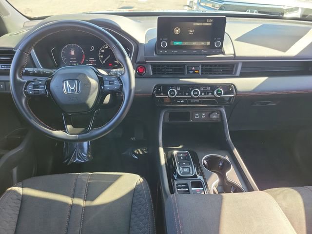 Used 2024 Honda Pilot Sport image 10