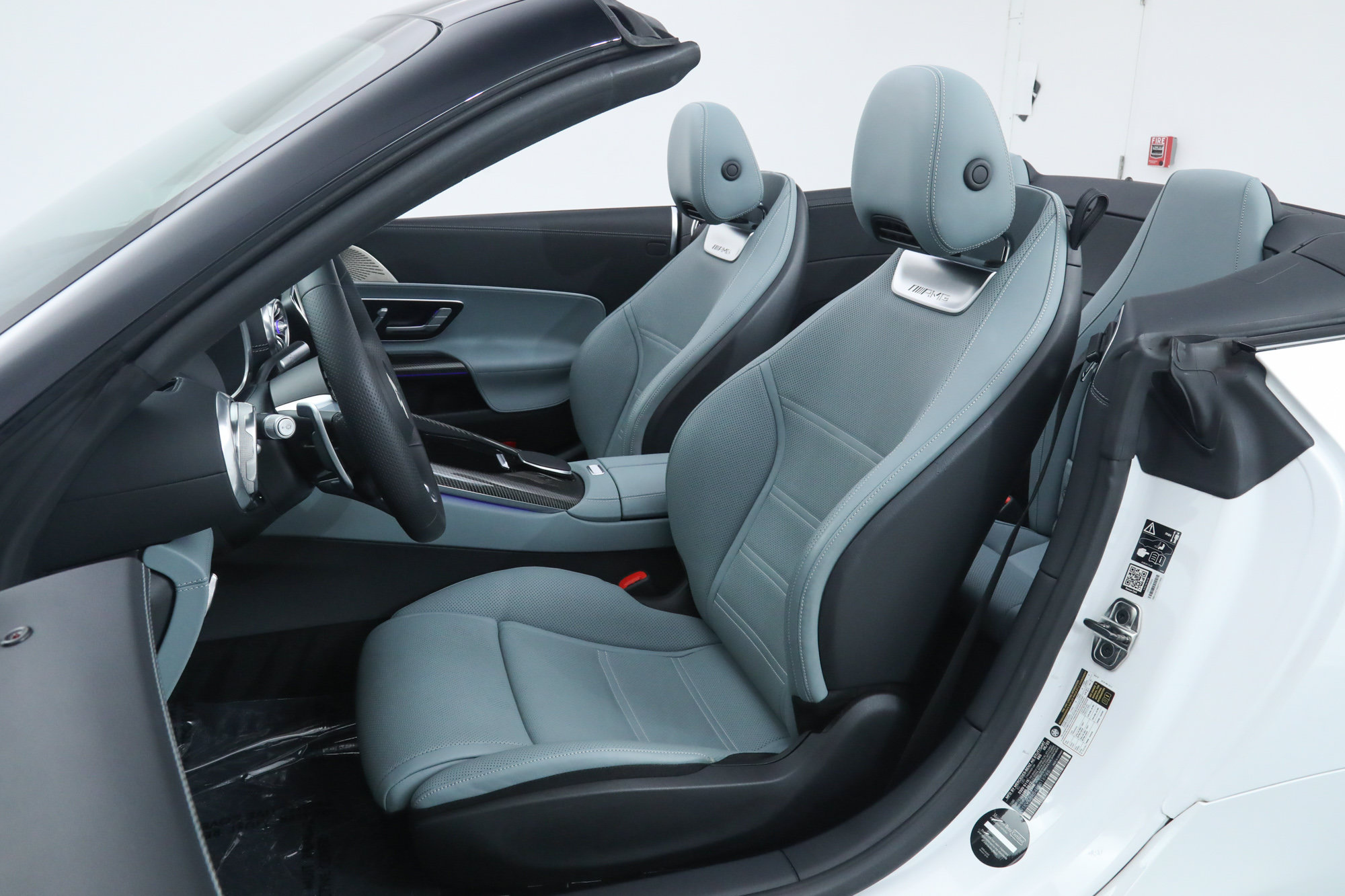 Used 2023 Mercedes-Benz SL 55 AMG 4MATIC image 24