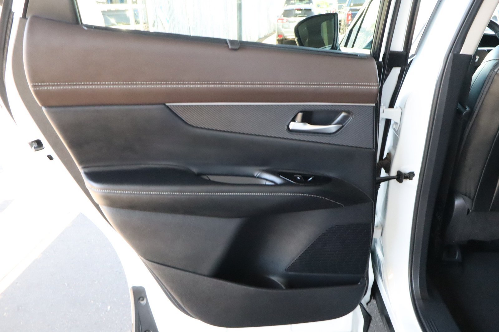 Used 2025 Nissan Murano Platinum w/ Cargo Package AWD/4WD image 37