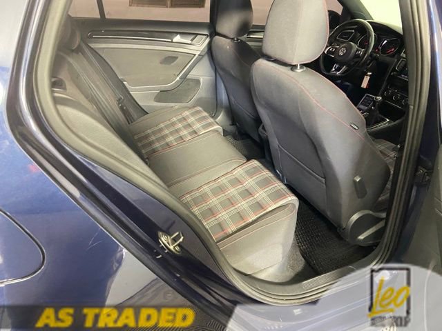Used 2015 Volkswagen Golf 4-Door FWD image 15