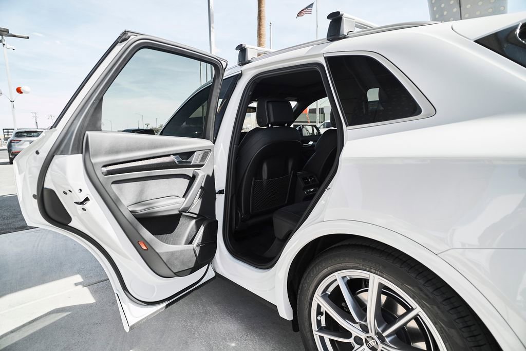 Used 2024 Audi SQ5 Premium Plus AWD/4WD image 16