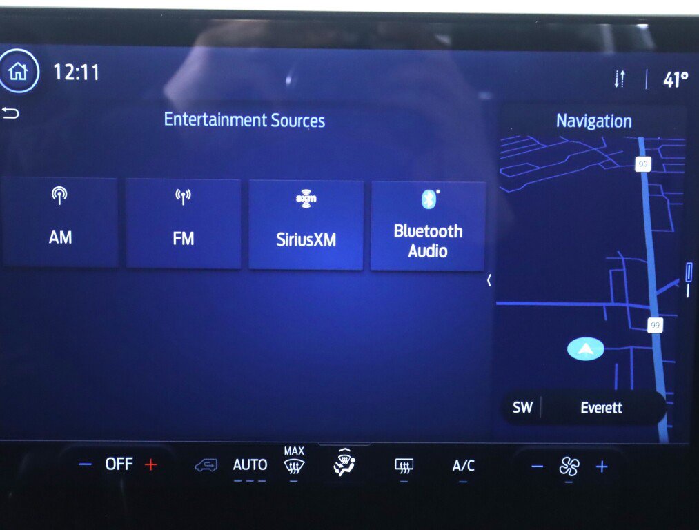 Used 2024 Ford Transit 350 XLT image 16