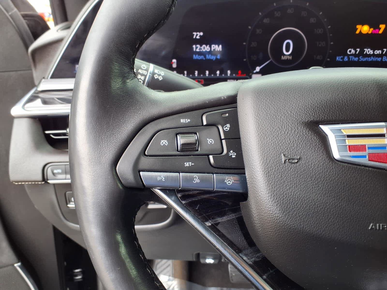 Used 2022 Cadillac Escalade ESV Sport AWD/4WD image 9