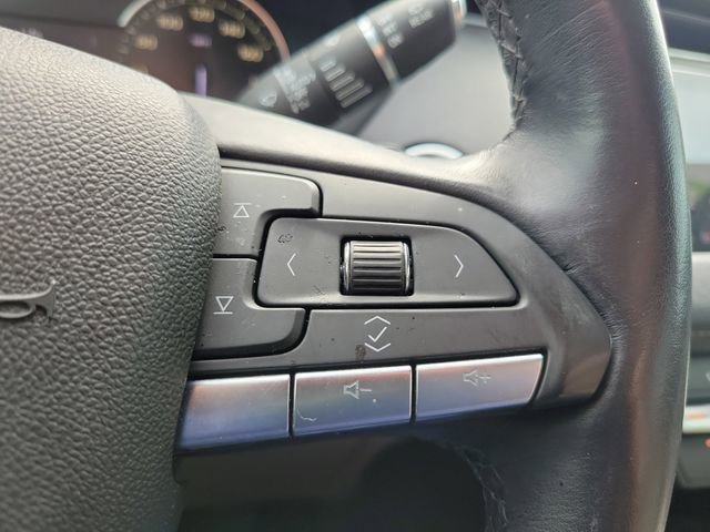 Used 2021 Cadillac XT4 Premium Luxury FWD image 23