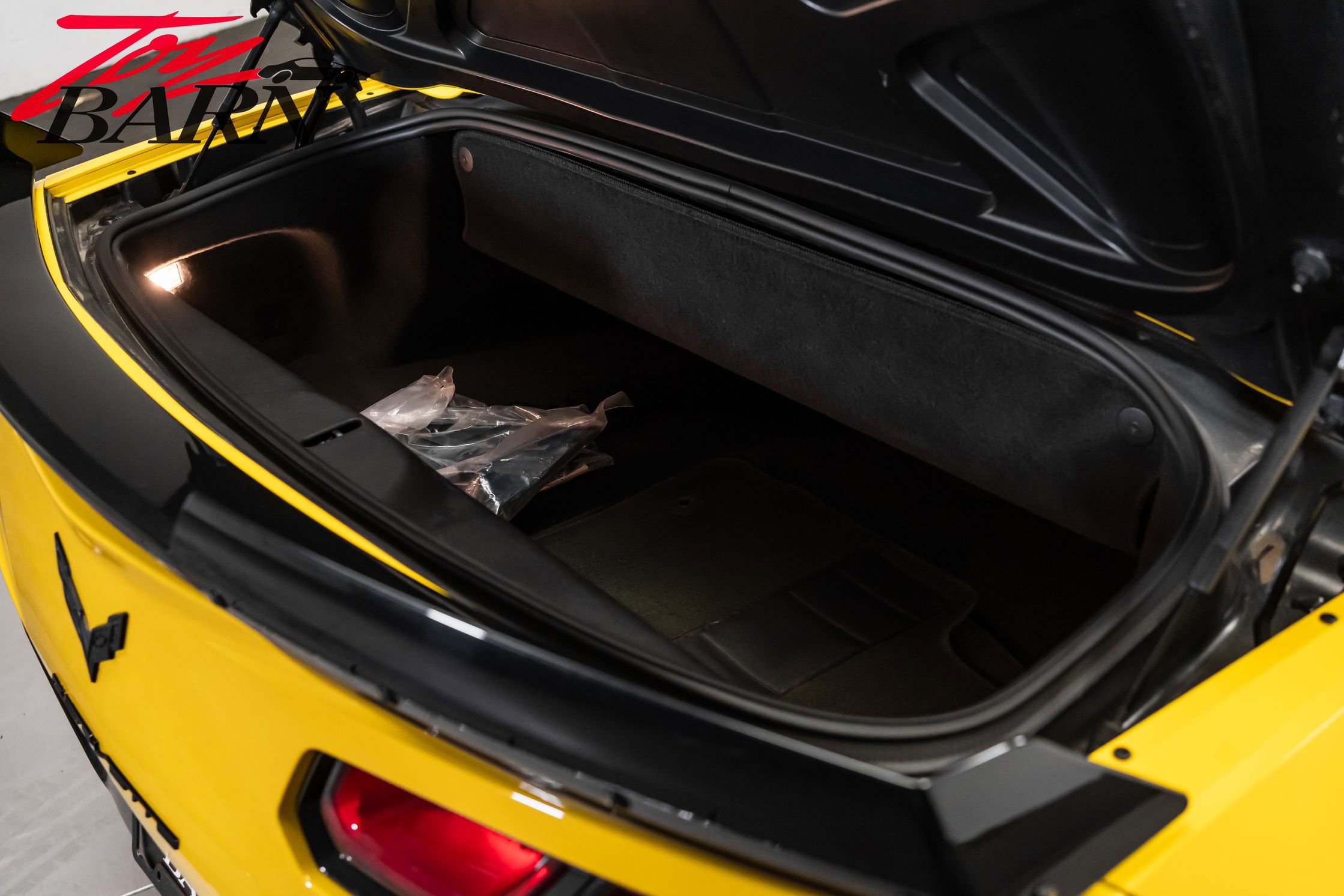 Used 2015 Chevrolet Corvette Z06 w/ 2LZ Preferred Equipment Group image 57