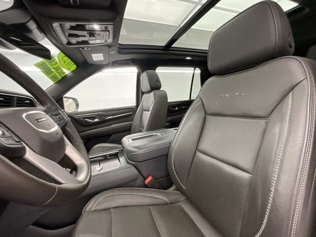 Used 2023 GMC Yukon Denali w/ Max Trailering Package image 6