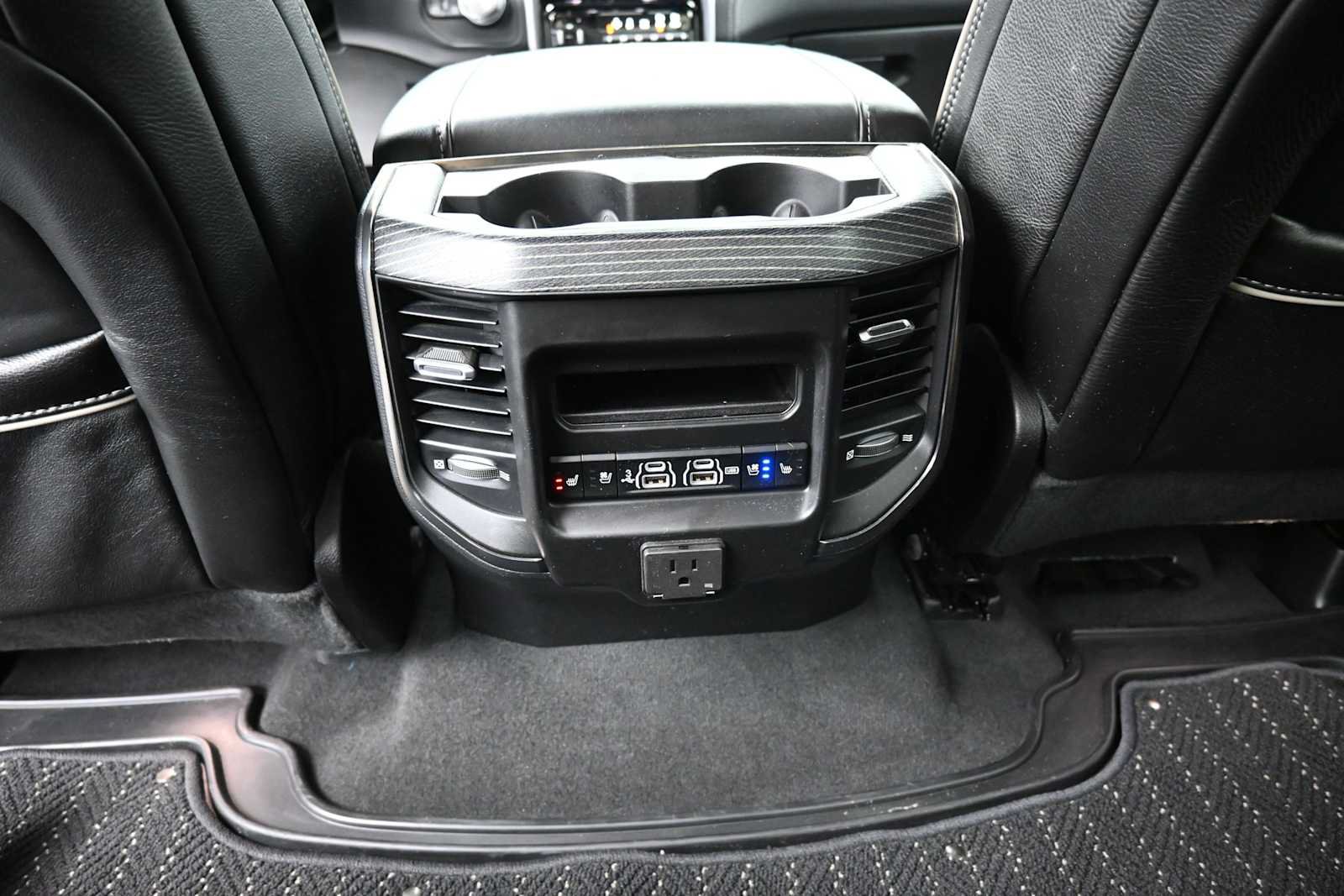 Used 2019 RAM 1500 Limited AWD/4WD image 13