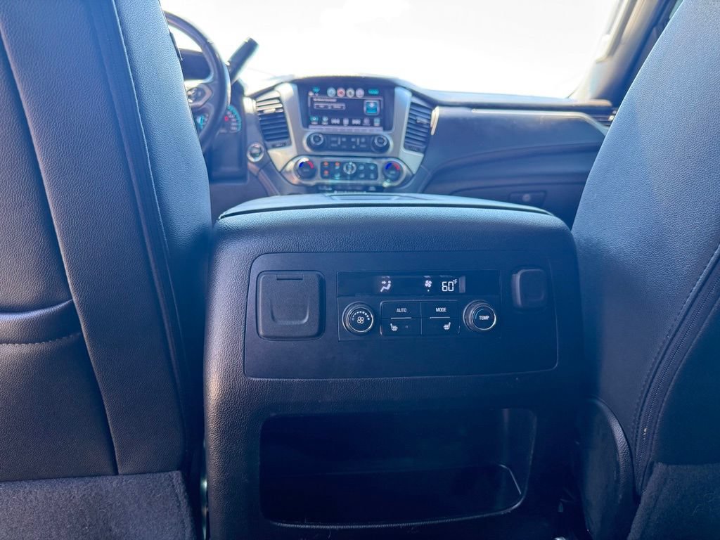 Used 2018 Chevrolet Suburban Premier w/ RST Edition AWD/4WD image 17