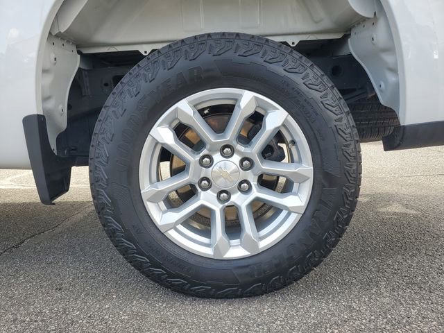 Used 2024 Chevrolet Silverado 1500 LT image 13