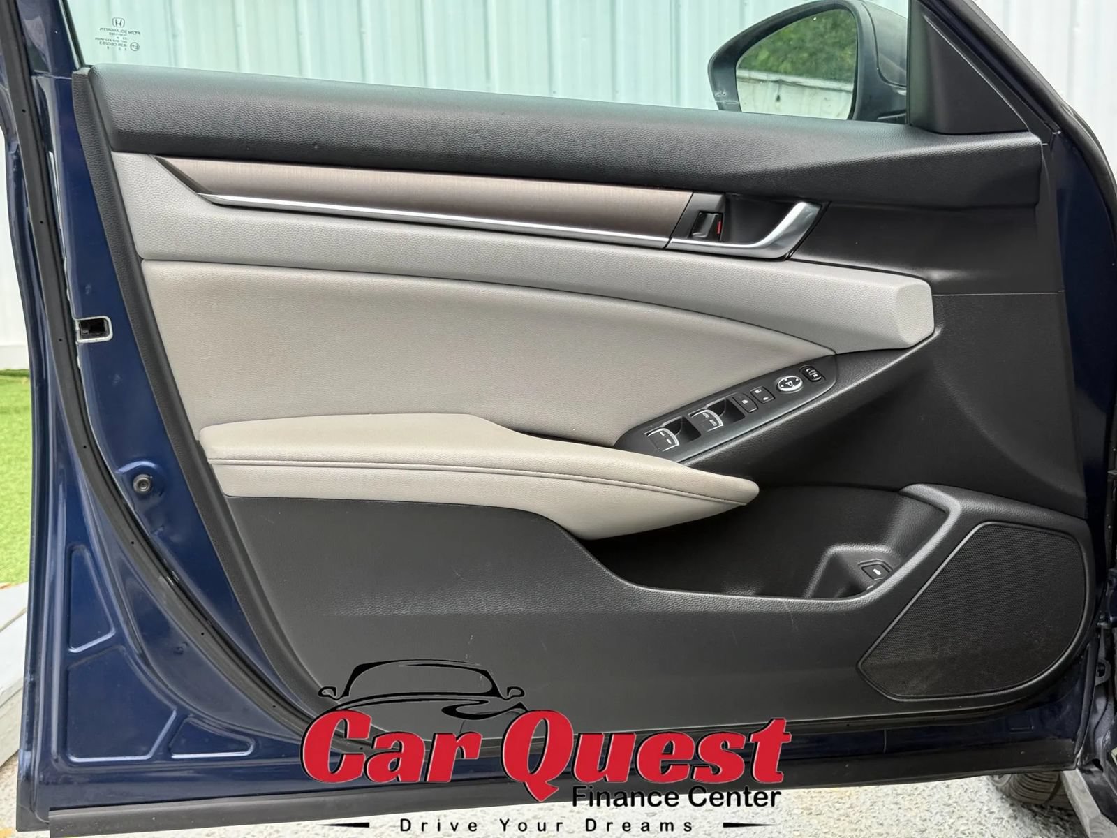 Used 2019 Honda Accord LX image 11